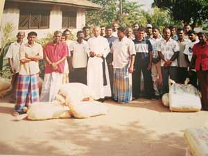 refugees with new nets